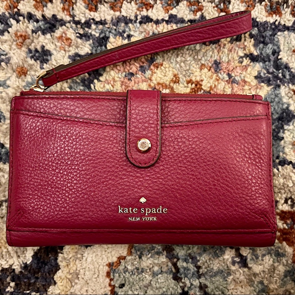 Kate Spade Wristlet wallet